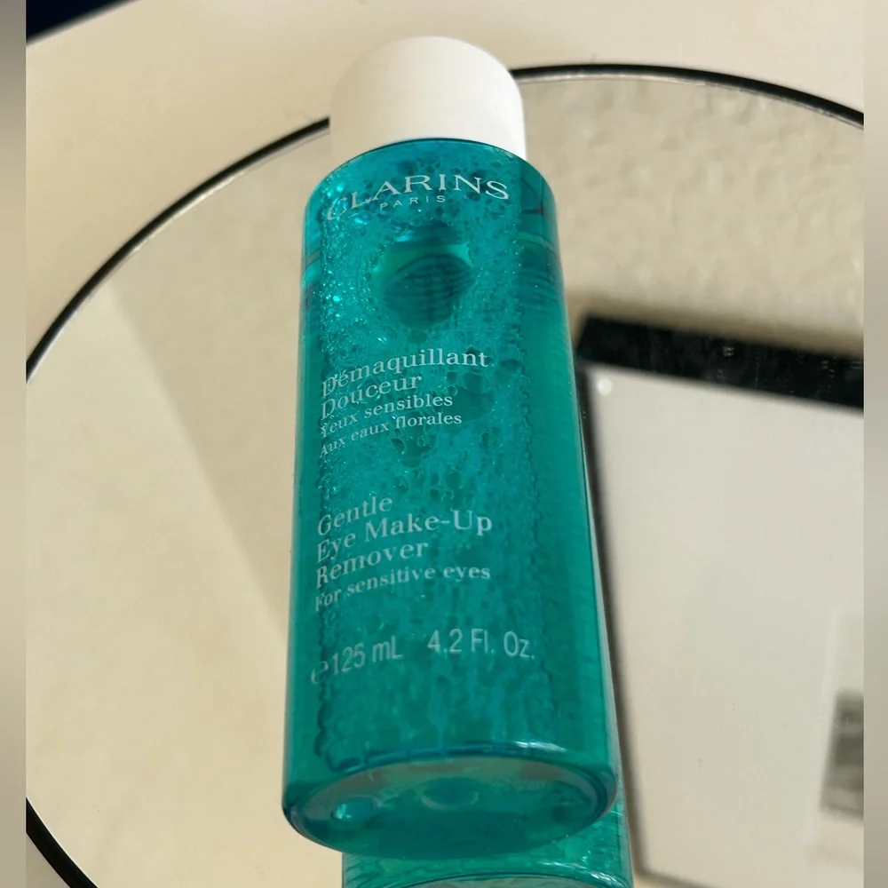 Clarins gentle eye makeup remover for sensitive eyes NEW